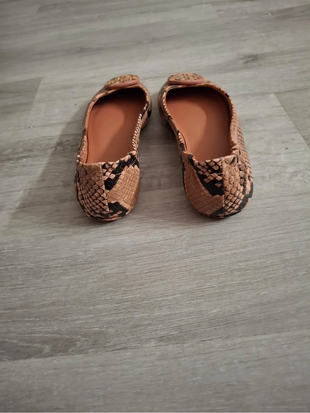 Tory Burch Snake-Print Ballet Flats in Tan and Black size 6